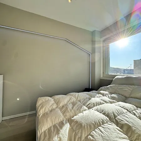 Διαμέρισμα Large Penthouse In The Center With Balcony *