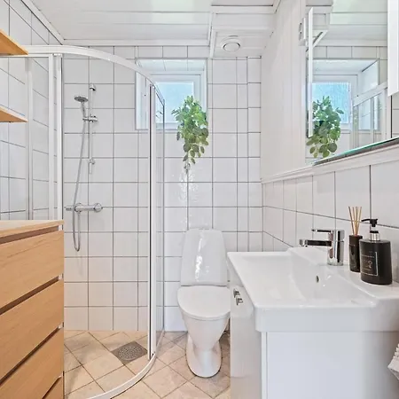 Large Penthouse In The Center With Balcony *