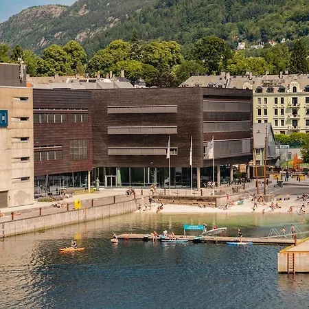 Large Penthouse In The Center With Balcony 公寓