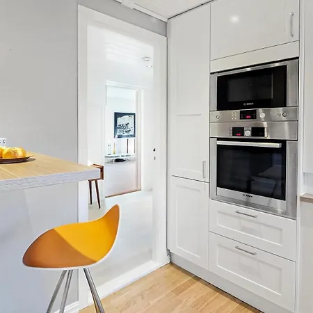 Large Penthouse In The Center With Balcony * Берген